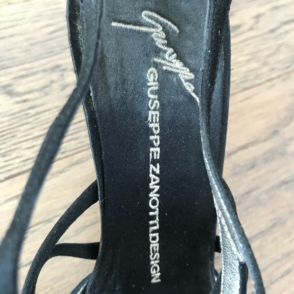 Black satin cross strap evening shoes - Picture 6 of 6